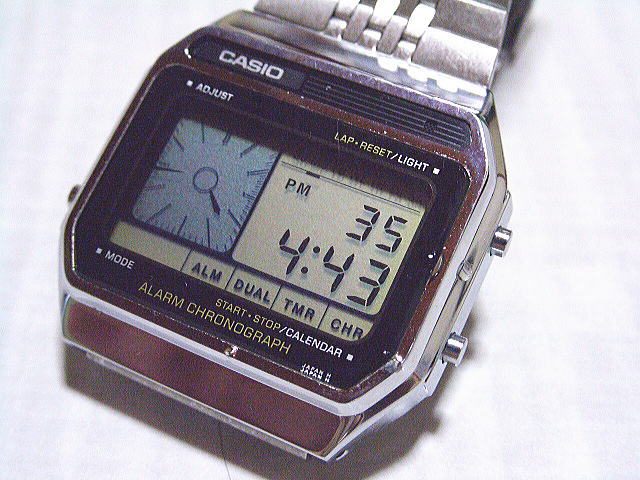 ８０年代の超～レアで希少な一品。ＡＸ－２１０: デジタルな腕時計たち ２