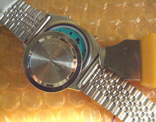 オリエント・デジタルの電池交換: デジタルな腕時計たち 2